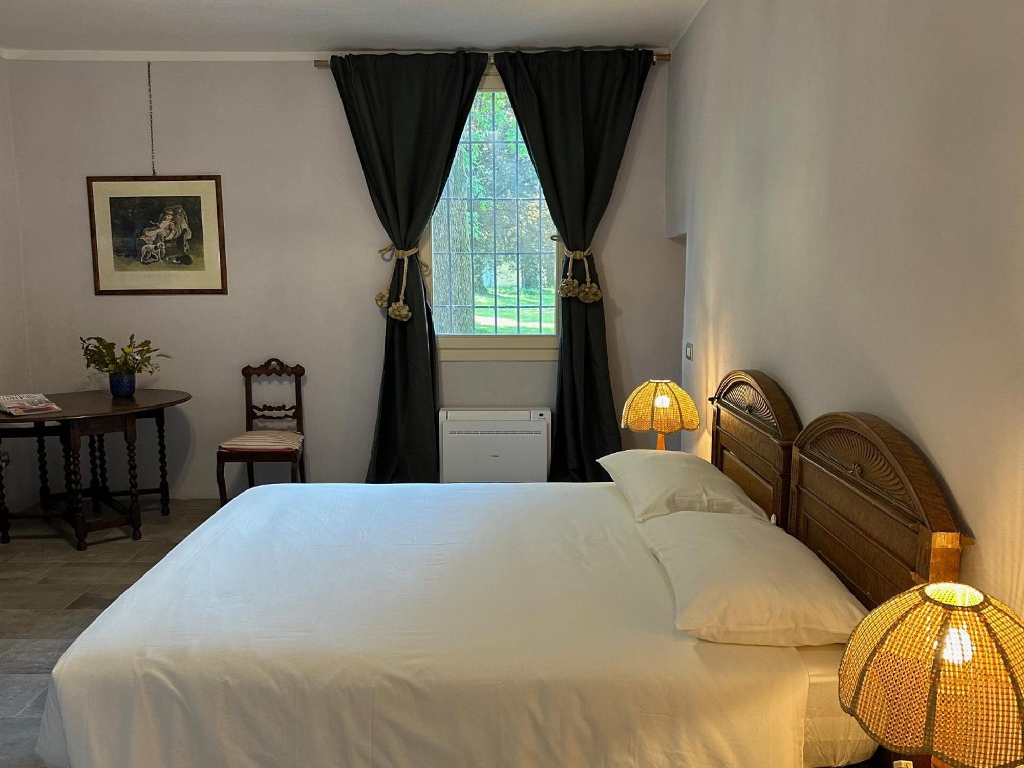 Villa Dom เปียเชนซา ภายนอก รูปภาพ